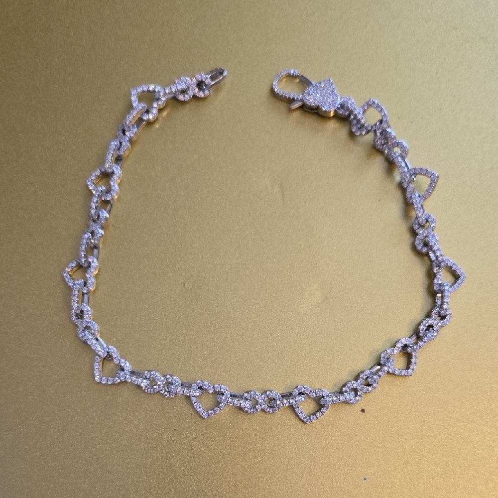 Sparkling Moissanite Heart Link Choker Necklace - Silver